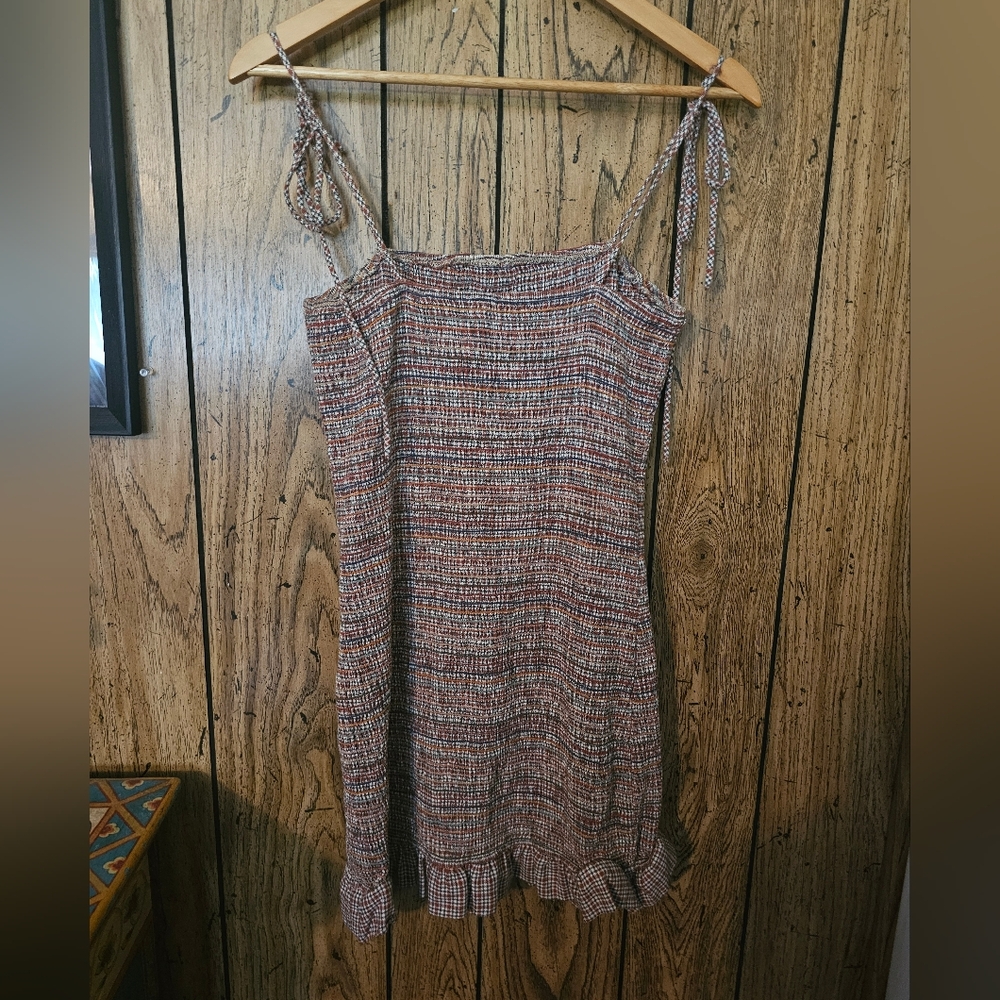 STORIA Alyssa Ruched Ruffle Trim Mini Dress - Large - Picture 7 of 8